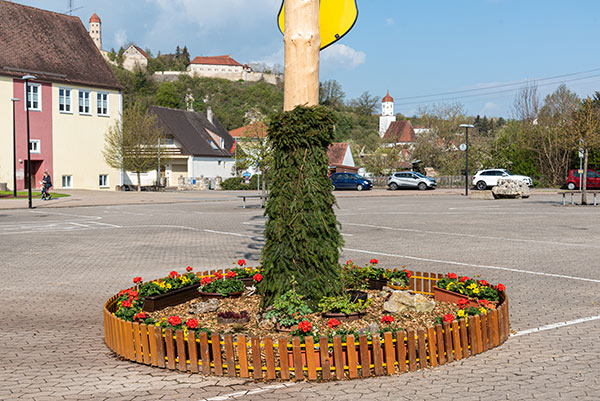 Maibaum Stadt Harburg