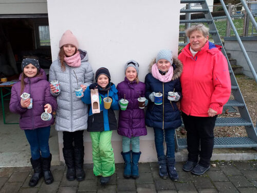 Kindergruppe des OGV „ Die Wildbienen“